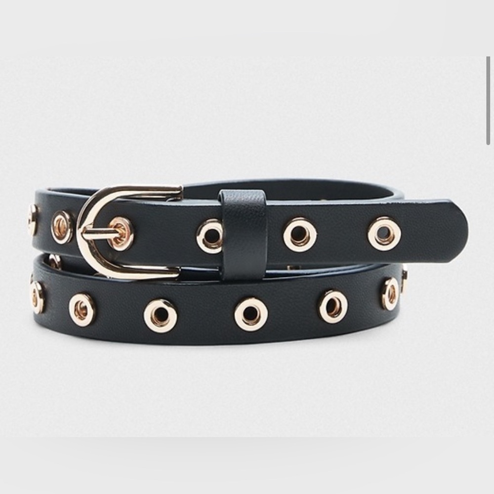 Banana Republic: SKINNY GROMMET BELT Black Vegan Leather with Gold Accents XS